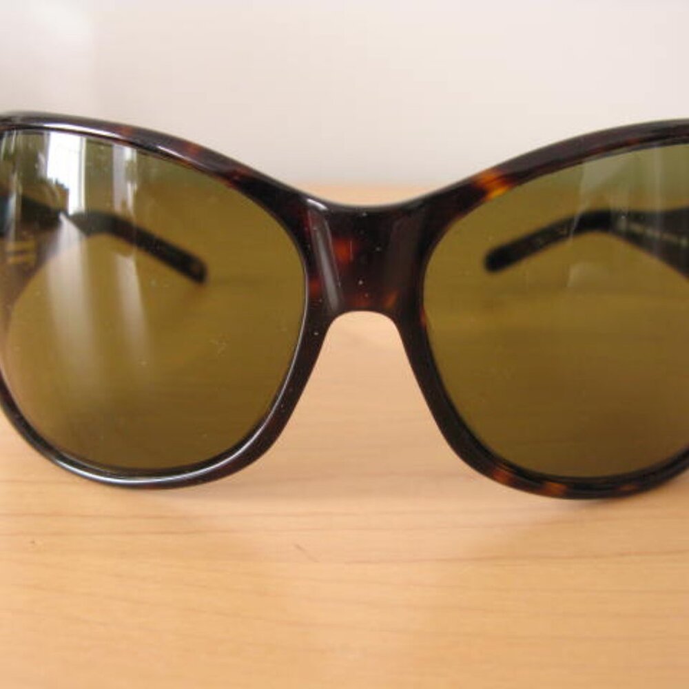 Banana Republic Women's Sunglasses Tortoise Shell Frames